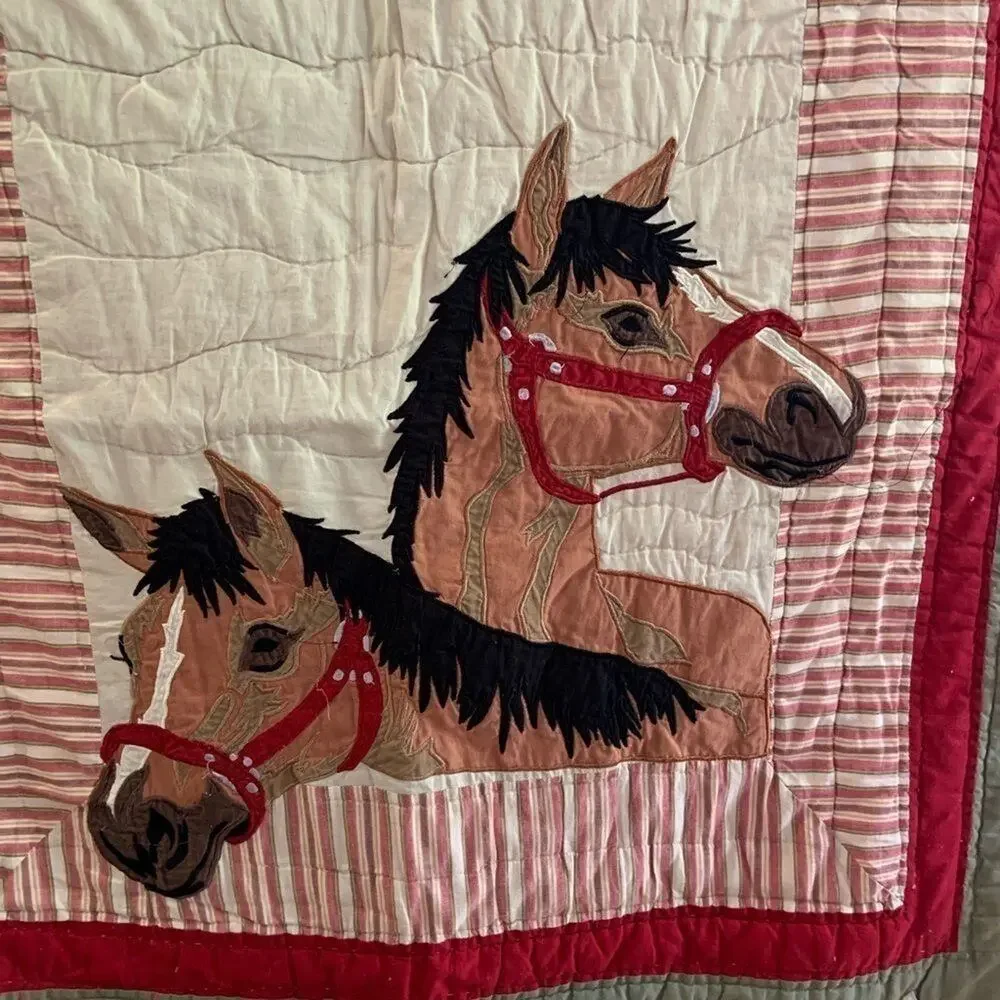 Vintage Longaberger Homestead rare horse quilt!